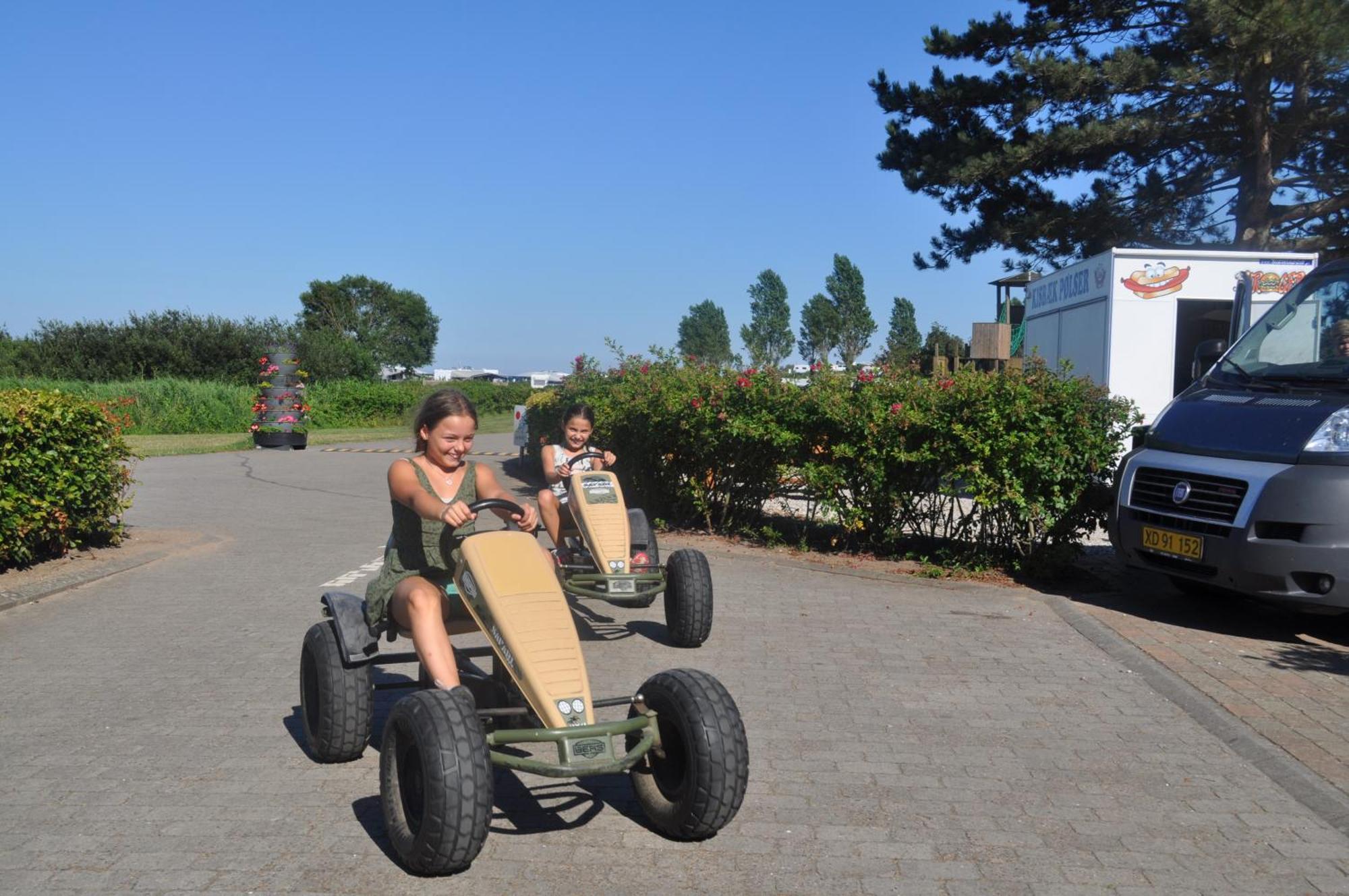 Vikaer Strand Camping & Cottages Diernæs エクステリア 写真