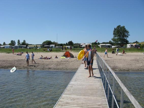 Vikaer Strand Camping & Cottages Diernæs エクステリア 写真