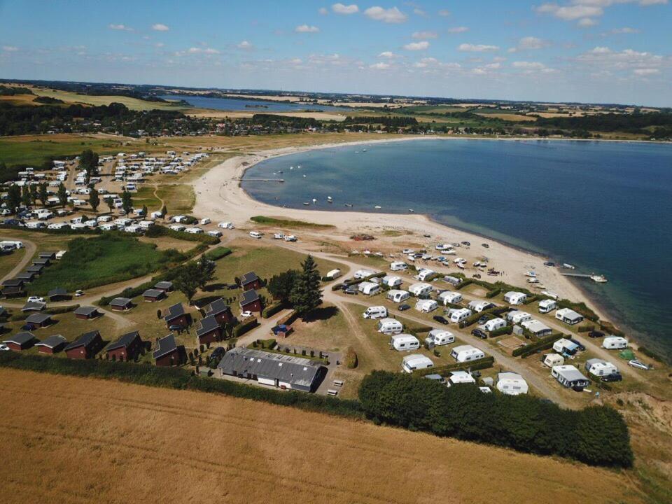 Vikaer Strand Camping & Cottages Diernæs エクステリア 写真